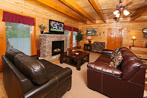 Mountain Movie Inn 6 BR Cabin